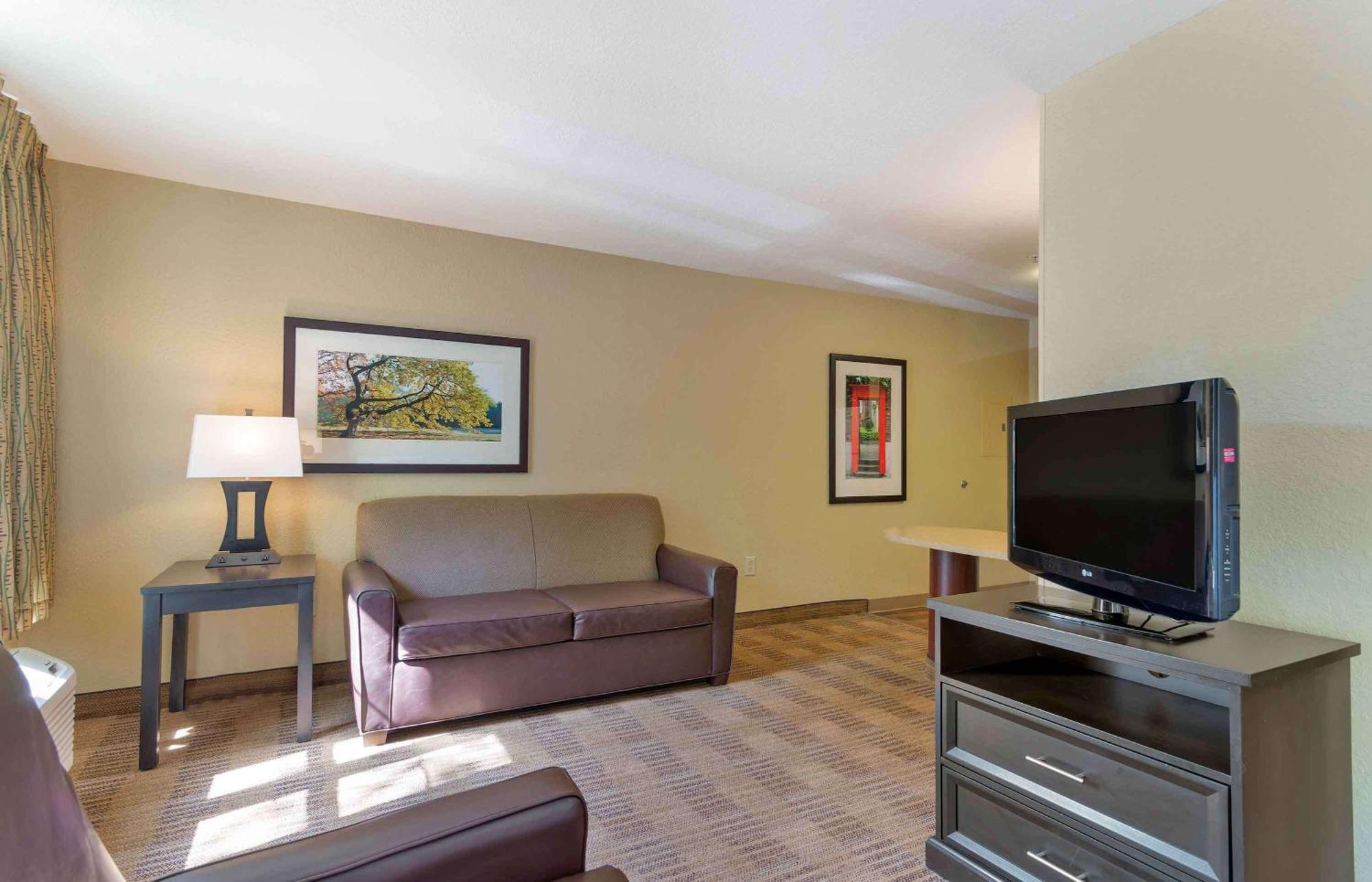 Extended Stay America Select Suites - Orlando - Maitland - Summit Tower Blvd Altamonte Springs Exterior foto